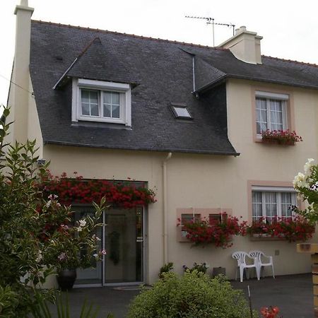 A La Bonne Adresse Bed & Breakfast La Fresnais Exterior foto