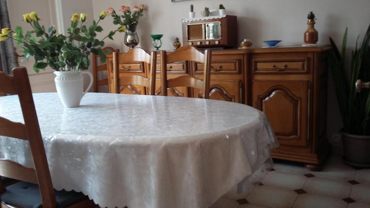 A La Bonne Adresse Bed & Breakfast La Fresnais Exterior foto